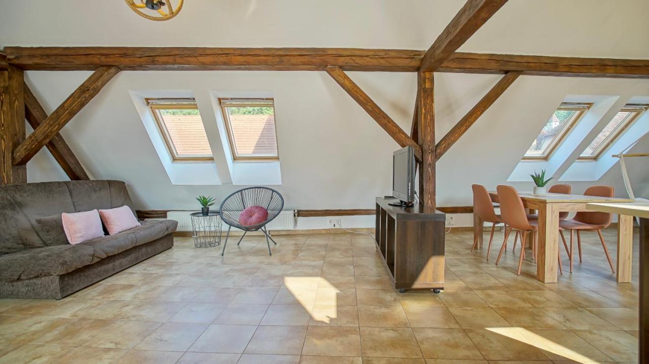 Rooftop Proprety With Large Terrace & Stunning Views - Braşov Buitenkant foto